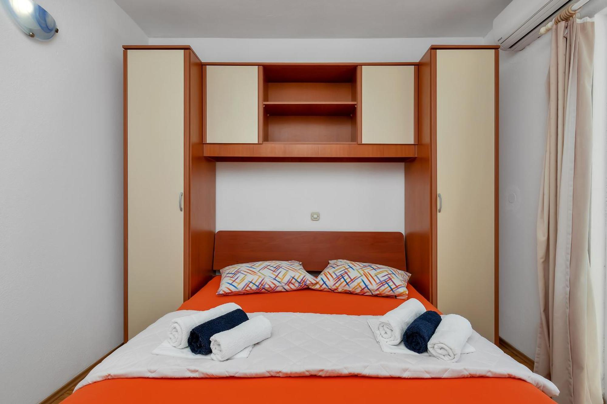 Apartments Ferdo Zivogosce Room photo