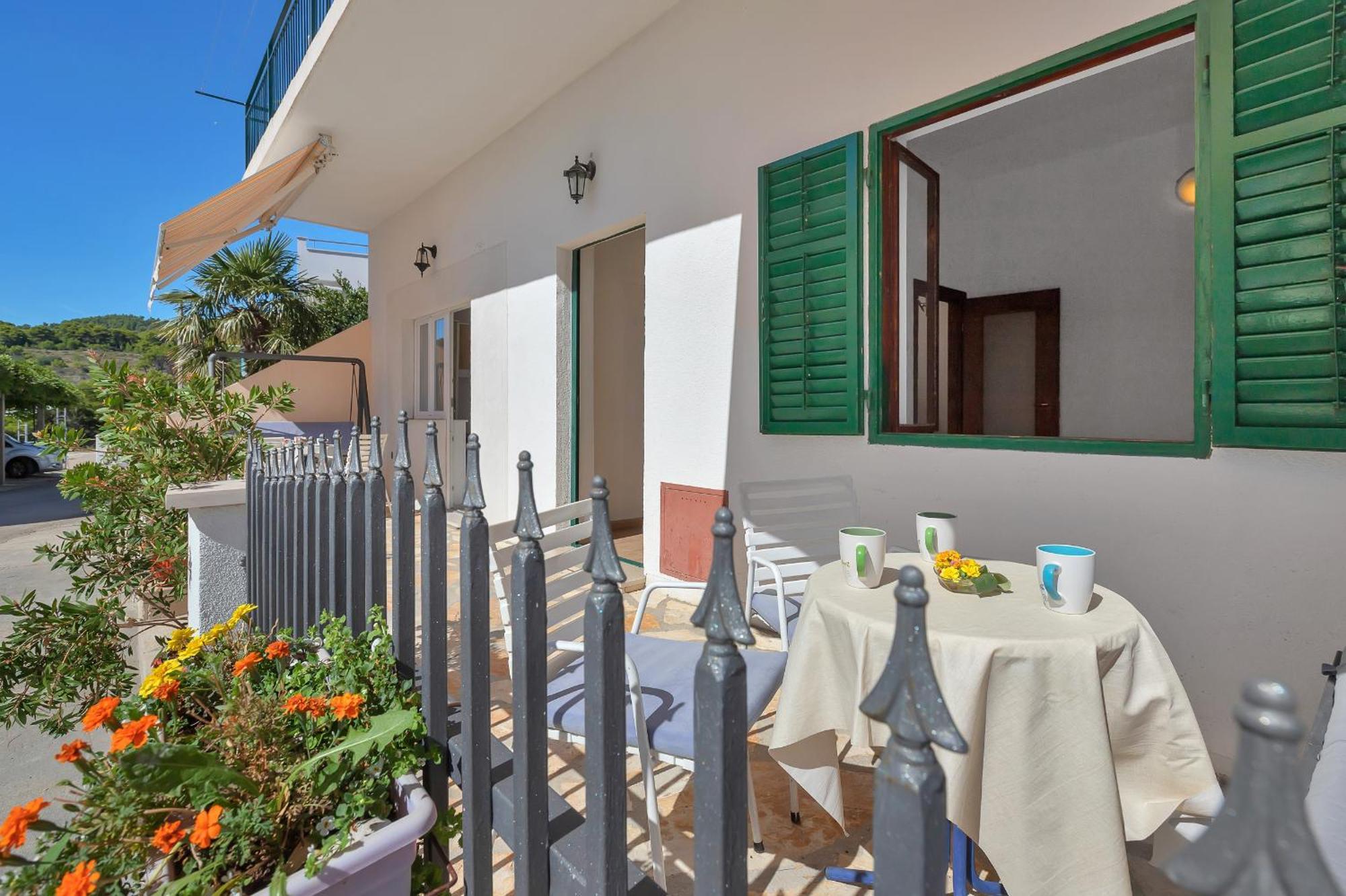 Apartments Ferdo Zivogosce Room photo